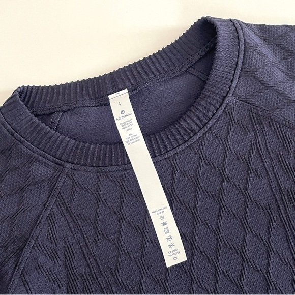 Lululemon Rest Less Pullover in Diamond Midnight Navy - Picture 5 of 9